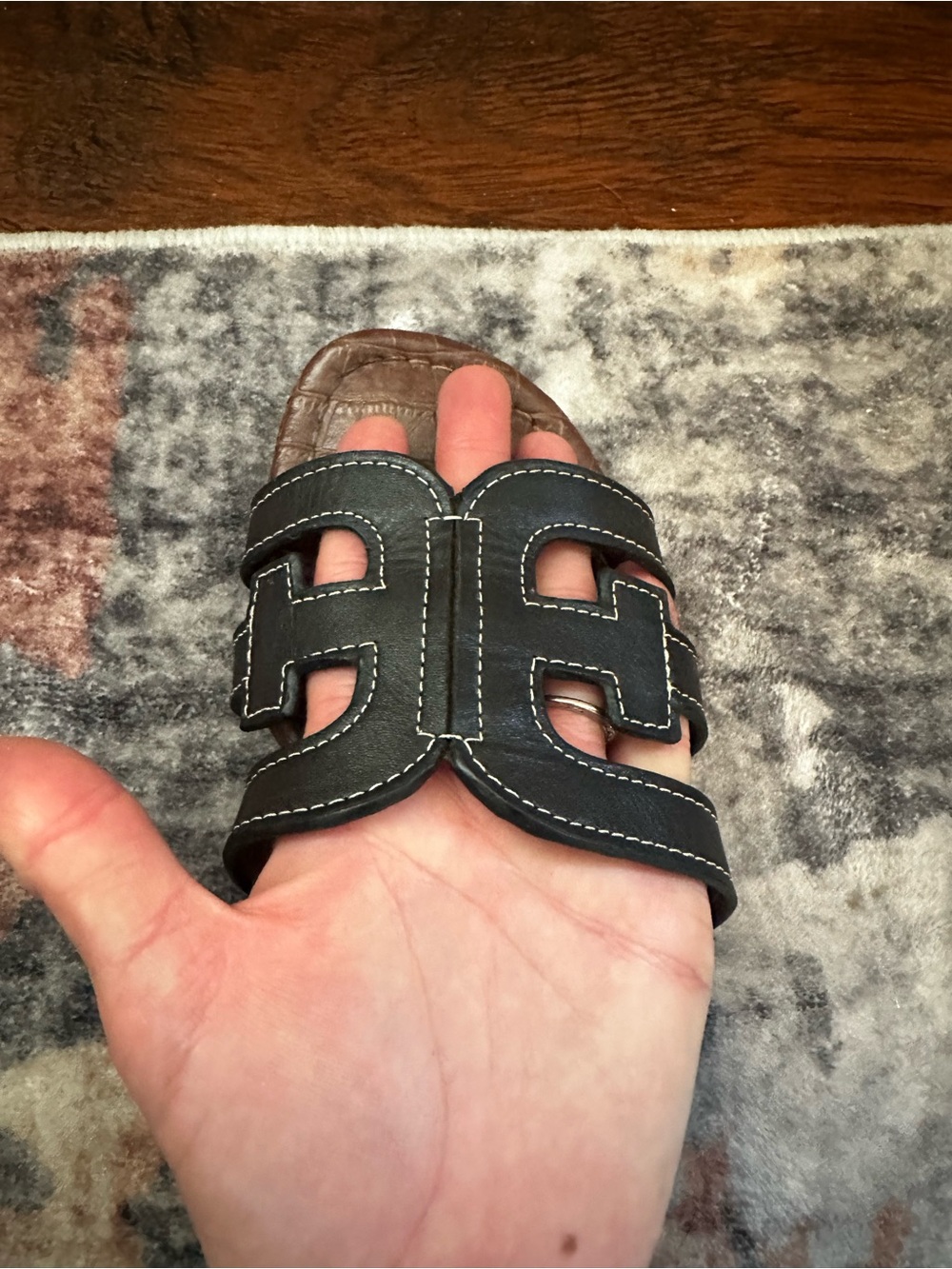 Sam Edelman Slides - Picture 5 of 8